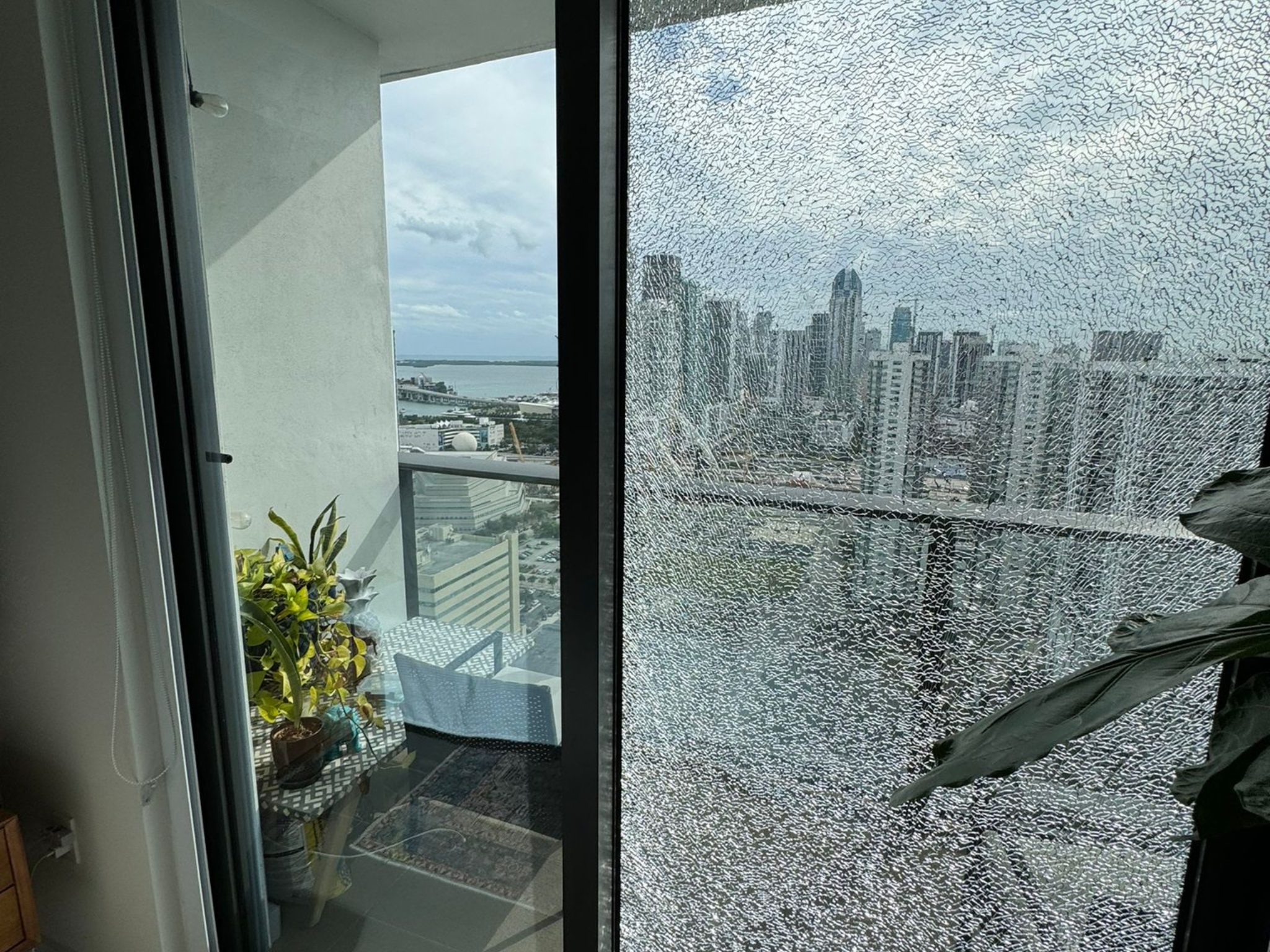 Cracked Glass Door Repair